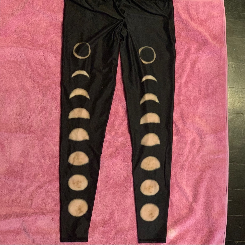 Teeki Yoga Pants | moon phases